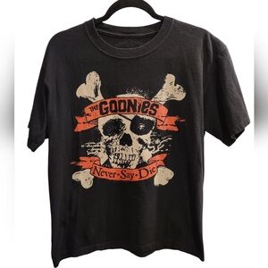 Vintage 1992 The Goonies Never Say Die Black Skull & Bones Movie Graphic Tee M